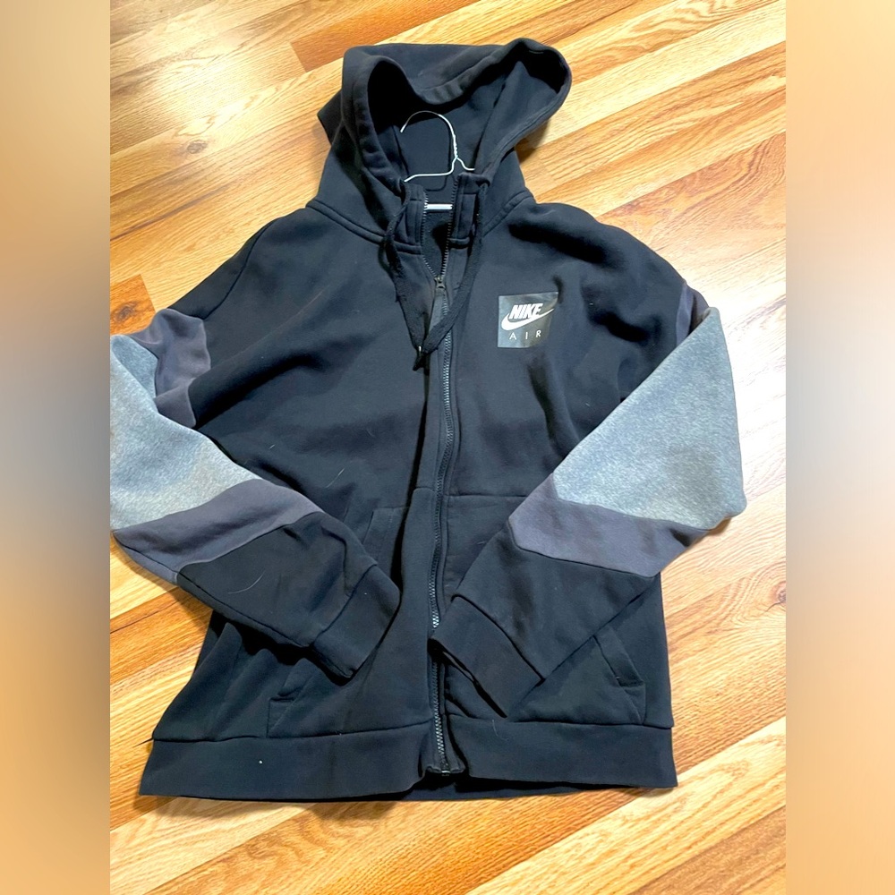 MENS NIKE SWEATER